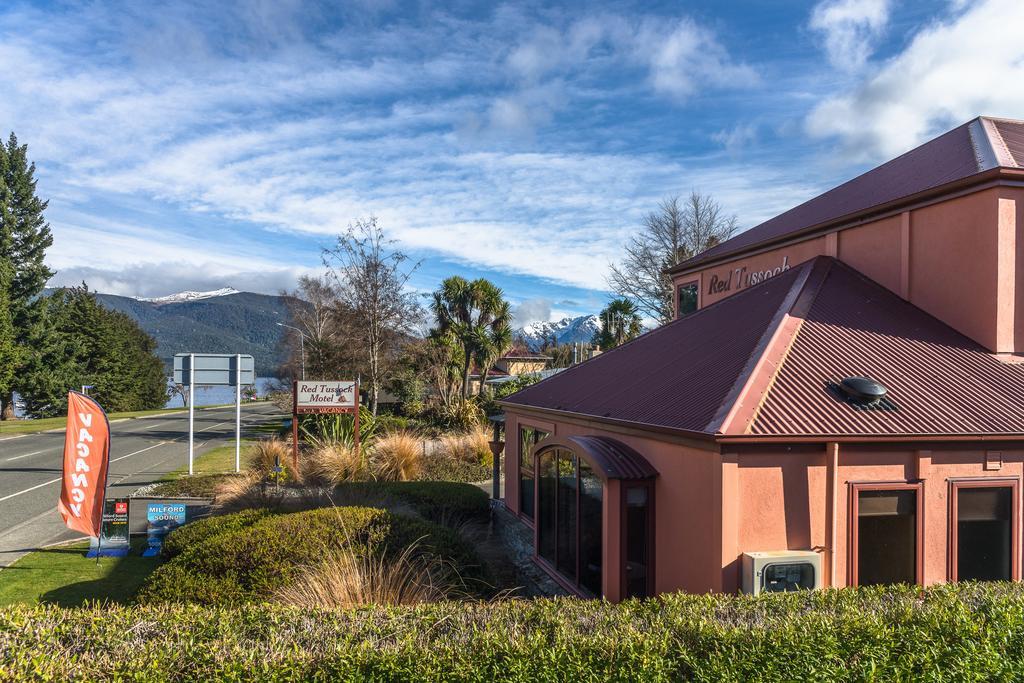 Red Tussock Motel Te Anau Exterior foto