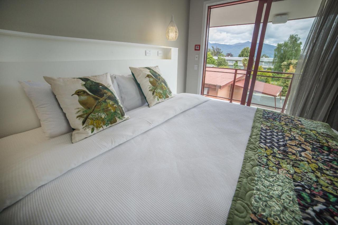 Red Tussock Motel Te Anau Exterior foto